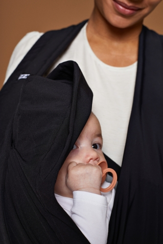 Izzzi Baby Carrier Black