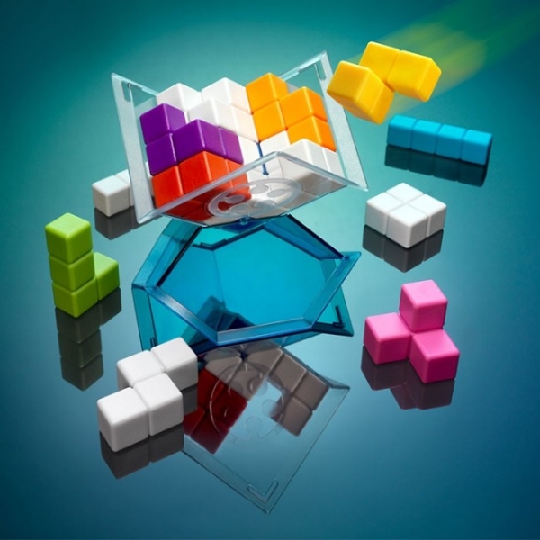 Smart Games Cubiq  Offer Online at PLUSTOYS